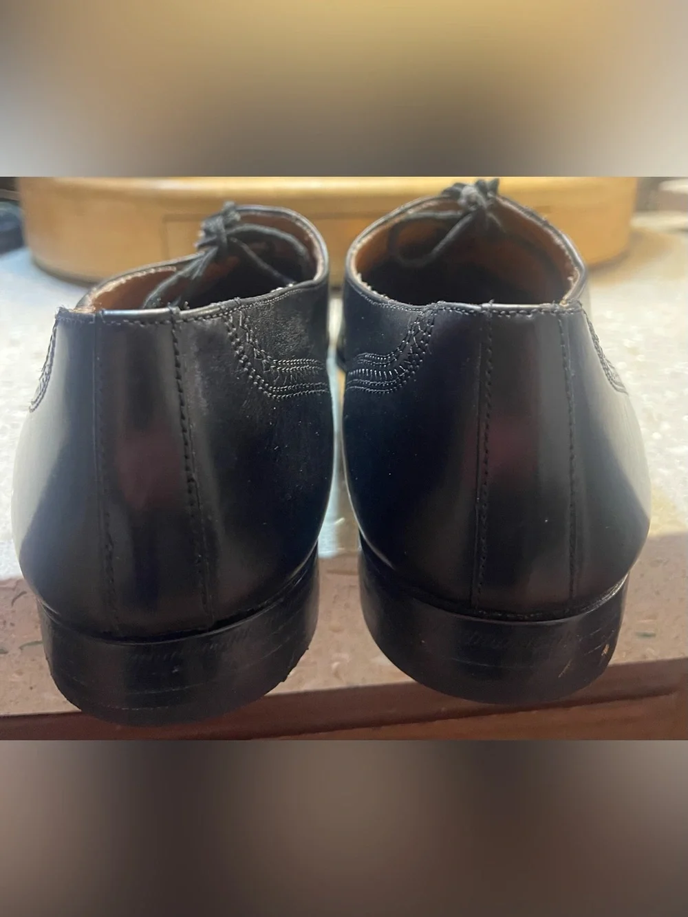 Giorgio Brutini Black Leather Cap-Toe Oxfords 10.5